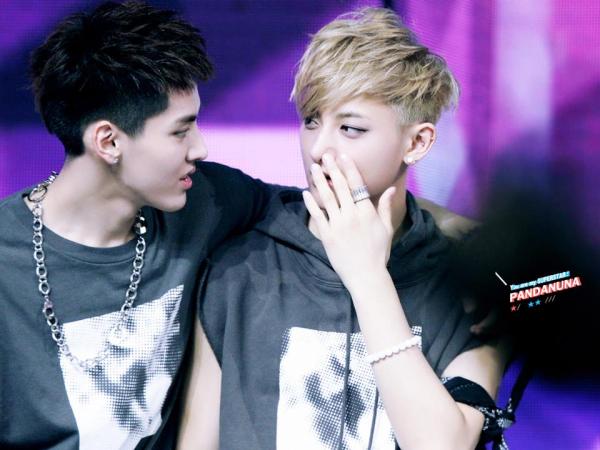 8 'truyền thuyết thành thị' về sao K-Pop từng khiến fan 'mất ăn mất ngủ' mỗi lần nhắc đến 8 'truyền thuyết thành thị' về sao K-Pop từng khiến fan 'mất ăn mất ngủ' mỗi lần nhắc đến