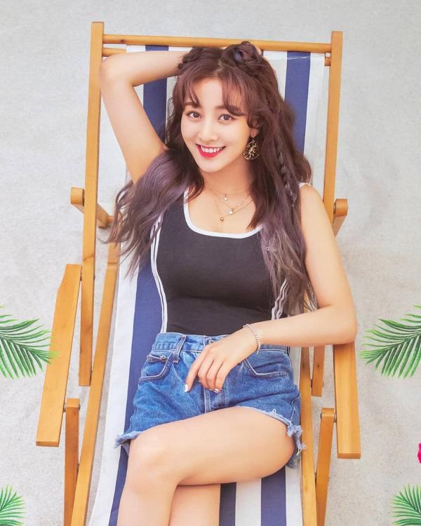 Ba năm kể từ show thực tế Sixteen, nhan sắc của TWICE đã thay đổi ngoạn mục ra sao? Ba năm kể từ show thực tế Sixteen, nhan sắc của TWICE đã thay đổi ngoạn mục ra sao?