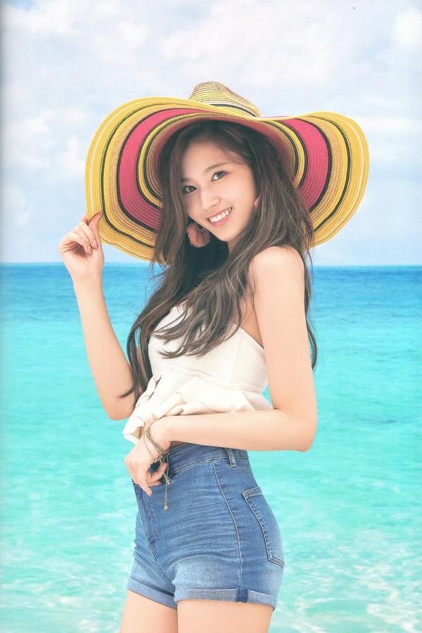 Ba năm kể từ show thực tế Sixteen, nhan sắc của TWICE đã thay đổi ngoạn mục ra sao? Ba năm kể từ show thực tế Sixteen, nhan sắc của TWICE đã thay đổi ngoạn mục ra sao?