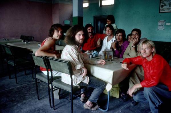 Cung đường hippie - 'Con đường tơ lụa' của các phượt thủ bị chấm dứt ở vùng chiến tranh Cung đường hippie - 'Con đường tơ lụa' của các phượt thủ bị chấm dứt ở vùng chiến tranh