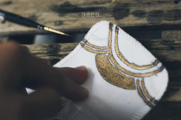 Đôi Converse hoạ tiết cung đình thời Nguyễn có phải là đôi giày ấn tượng nhất mà bạn từng thấy? Đôi Converse hoạ tiết cung đình thời Nguyễn có phải là đôi giày ấn tượng nhất mà bạn từng thấy?