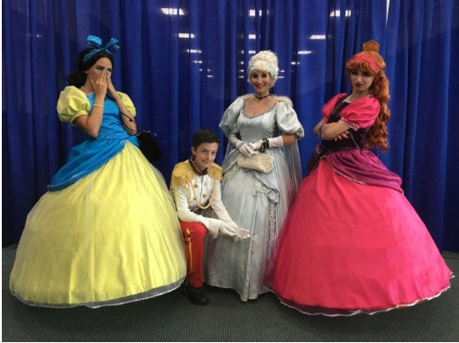 Tổng kết những bộ cosplay 'bá đạo điên đảo' tại Comic-Con 2018 Tổng kết những bộ cosplay 'bá đạo điên đảo' tại Comic-Con 2018