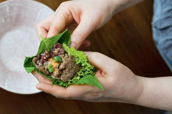 Maangchi - Phiên bản 'Bà hoàng đầu bếp' Julia Child của Hàn Quốc Maangchi - Phiên bản 'Bà hoàng đầu bếp' Julia Child của Hàn Quốc