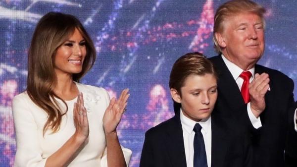 Ngoài giàu có, đẹp trai, còn gì bạn không biết về cậu quý tử nhà Trump – Barron Trump? Ngoài giàu có, đẹp trai, còn gì bạn không biết về cậu quý tử nhà Trump – Barron Trump?