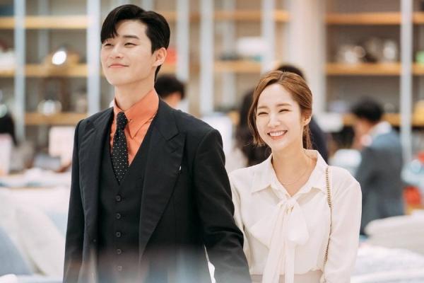 HOT: Park Seo Joon - Park Min Young bí mật hẹn hò được 3 năm trước cả khi đóng 'Thư Ký Kim'? HOT: Park Seo Joon - Park Min Young bí mật hẹn hò được 3 năm trước cả khi đóng 'Thư Ký Kim'?