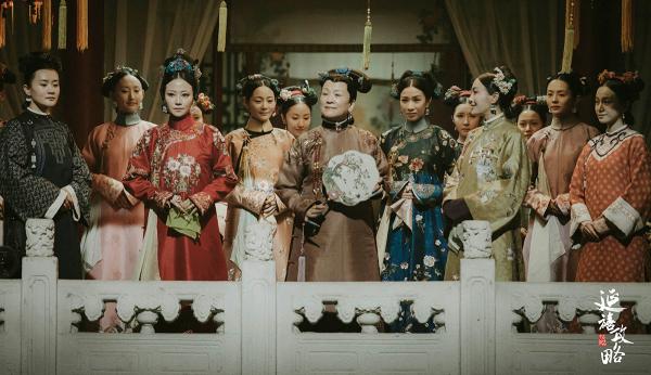 Nguyên mẫu của các phi tần trong 'Diên Hi Công Lược', nữ chính như Lệnh Phi trong tranh bước ra Nguyên mẫu của các phi tần trong 'Diên Hi Công Lược', nữ chính như Lệnh Phi trong tranh bước ra