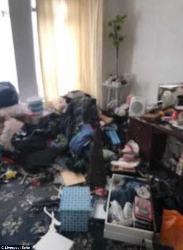 Khách thuê quỵt tiền, để lại bãi rác khổng lồ sau khi dọn đi khiến chủ trọ gục ngã Khách thuê quỵt tiền, để lại bãi rác khổng lồ sau khi dọn đi khiến chủ trọ gục ngã