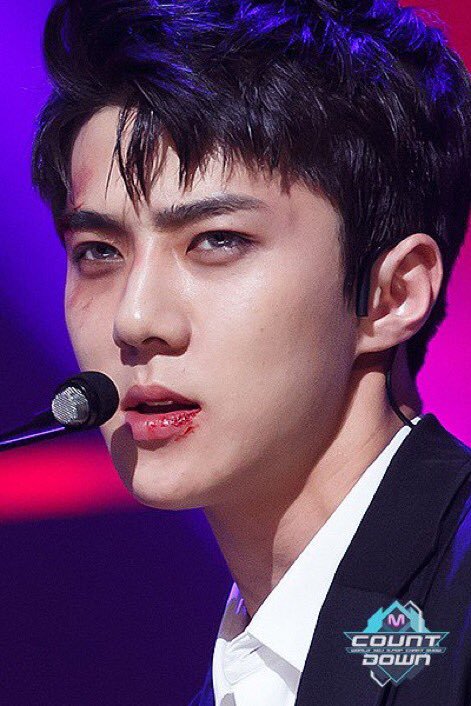Phim mới của D.O. và Sehun (EXO) tung trailer nóng hổi cùng ngày khiến fans đứng ngồi không yên Phim mới của D.O. và Sehun (EXO) tung trailer nóng hổi cùng ngày khiến fans đứng ngồi không yên