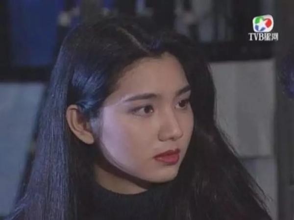 Chuyện tình như mơ của gái một con đình đám Cbiz và chàng sinh viên đẹp trai kém 11 tuổi Chuyện tình như mơ của gái một con đình đám Cbiz và chàng sinh viên đẹp trai kém 11 tuổi