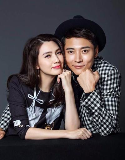 Chuyện tình như mơ của gái một con đình đám Cbiz và chàng sinh viên đẹp trai kém 11 tuổi Chuyện tình như mơ của gái một con đình đám Cbiz và chàng sinh viên đẹp trai kém 11 tuổi