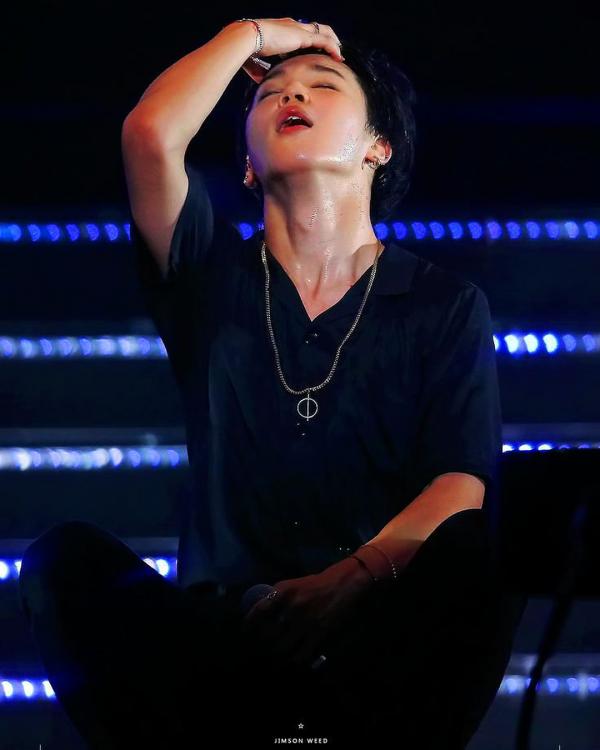 Bạn có biết, nam thần K-Pop đổ mồ hôi là cảnh tượng sexy nhất trên đời? Bạn có biết, nam thần K-Pop đổ mồ hôi là cảnh tượng sexy nhất trên đời?