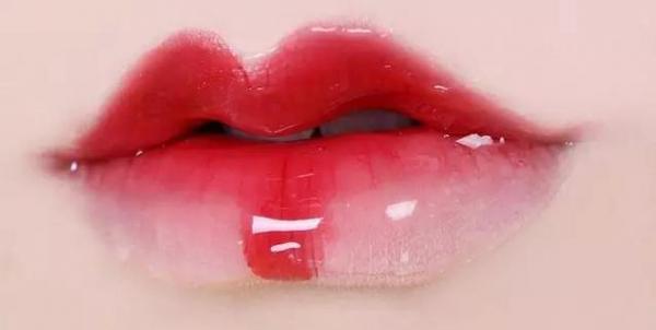 Mê 'Diên Hi Công Lược' nhưng bạn đã biết hết bí mật về kiểu môi xí muội của các phi tần trong phim? Mê 'Diên Hi Công Lược' nhưng bạn đã biết hết bí mật về kiểu môi xí muội của các phi tần trong phim?