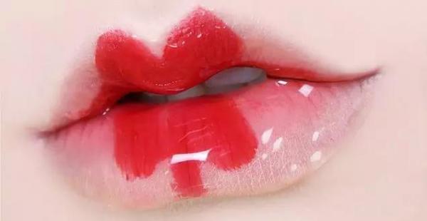 Mê 'Diên Hi Công Lược' nhưng bạn đã biết hết bí mật về kiểu môi xí muội của các phi tần trong phim? Mê 'Diên Hi Công Lược' nhưng bạn đã biết hết bí mật về kiểu môi xí muội của các phi tần trong phim?