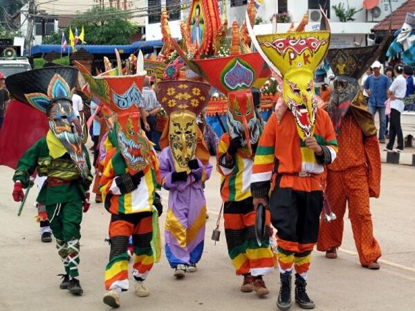 Khám phá tháng ‘cô hồn’ ở các nước trên thế giới (Phần 2) Khám phá tháng ‘cô hồn’ ở các nước trên thế giới (Phần 2)