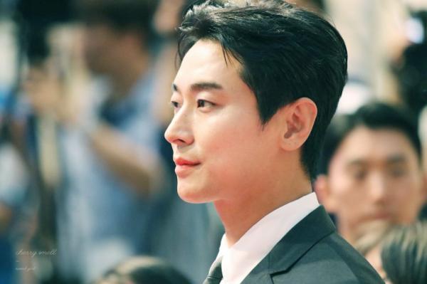 'Thái tử' Joo Ji Hoon: hành trình từ tội đồ quốc dân đến ông hoàng phòng vé xứ Hàn 'Thái tử' Joo Ji Hoon: hành trình từ tội đồ quốc dân đến ông hoàng phòng vé xứ Hàn