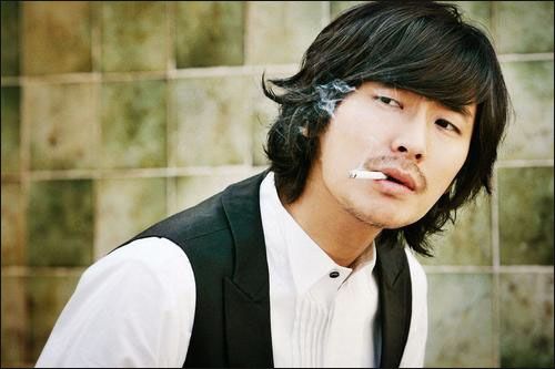 'Thái tử' Joo Ji Hoon: hành trình từ tội đồ quốc dân đến ông hoàng phòng vé xứ Hàn 'Thái tử' Joo Ji Hoon: hành trình từ tội đồ quốc dân đến ông hoàng phòng vé xứ Hàn