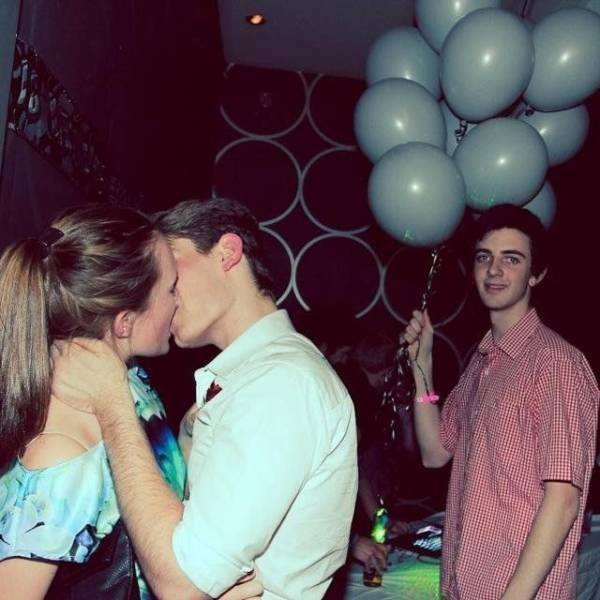 Khoảnh khắc khó đỡ của các F.A chịu phận làm bóng đèn: 'Để xem các người được bao lâu?' Khoảnh khắc khó đỡ của các F.A chịu phận làm bóng đèn: 'Để xem các người được bao lâu?'