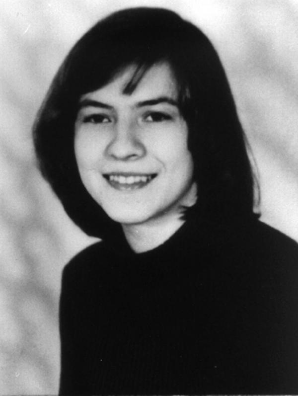 Anneliese Michel chết vì bị quỷ ám hay chứng tâm thần phân liệt? Anneliese Michel chết vì bị quỷ ám hay chứng tâm thần phân liệt?
