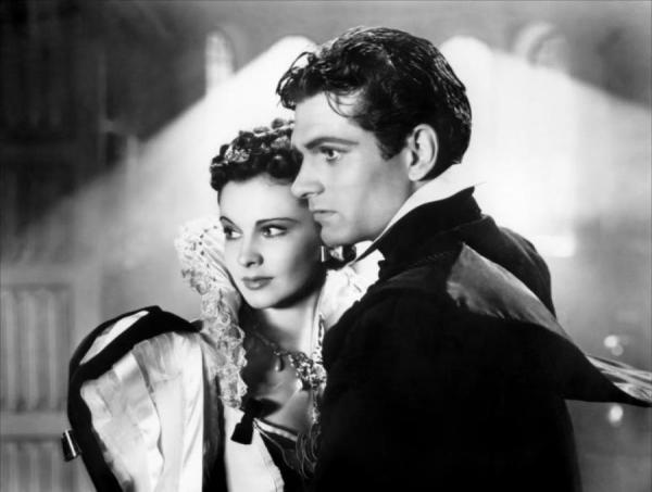 Vivien Leigh: Từ ‘phim giả tình thật’ đến hôn nhân đổ vỡ trong phản bội và nước mắt Vivien Leigh: Từ ‘phim giả tình thật’ đến hôn nhân đổ vỡ trong phản bội và nước mắt