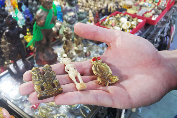 Đệ nhất bùa ngải xin 'gọi tên' Thái Lan (Kỳ 1) Đệ nhất bùa ngải xin 'gọi tên' Thái Lan (Kỳ 1)