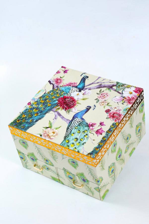 Bánh Trung Thu 2018 của các hãng nổi tiếng trông 'ảo diệu' như thế nào? (Kì 1) Bánh Trung Thu 2018 của các hãng nổi tiếng trông 'ảo diệu' như thế nào? (Kì 1)