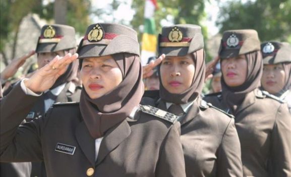 Muốn gia nhập quân đội ở Indonesia, phụ nữ phải 'được'... đàn ông kiểm tra trinh tiết Muốn gia nhập quân đội ở Indonesia, phụ nữ phải 'được'... đàn ông kiểm tra trinh tiết