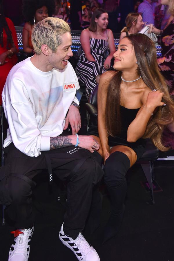 Những khoảnh khắc ấn tượng gói gọn cả VMAs 2018 dành cho những ai bỏ lỡ Những khoảnh khắc ấn tượng gói gọn cả VMAs 2018 dành cho những ai bỏ lỡ
