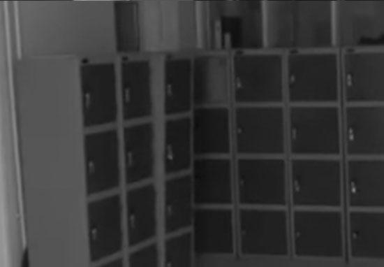 Camera trường học ghi lại hình ảnh rợn người về sự hiện diện của hồn ma Camera trường học ghi lại hình ảnh rợn người về sự hiện diện của hồn ma