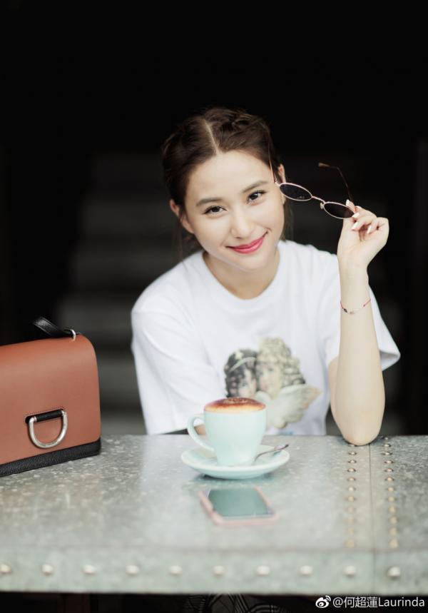 Quý tử của Thành Long hẹn hò thiên kim tiểu thư đẹp nức tiếng của trùm sòng bài Macau Quý tử của Thành Long hẹn hò thiên kim tiểu thư đẹp nức tiếng của trùm sòng bài Macau
