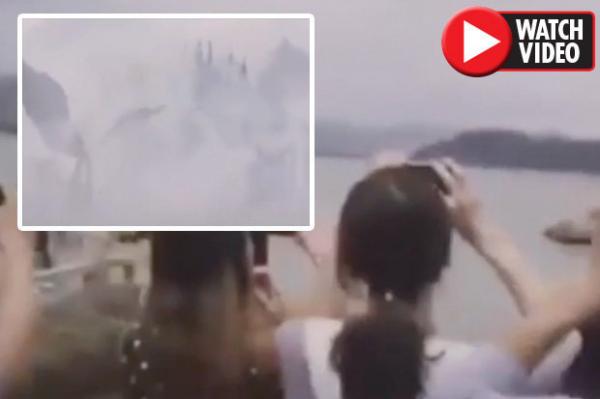 'Cánh cổng thiên đường' lấp ló cánh thiên sứ đột nhiên xuất hiện ở vùng trời Trung Quốc 'Cánh cổng thiên đường' lấp ló cánh thiên sứ đột nhiên xuất hiện ở vùng trời Trung Quốc
