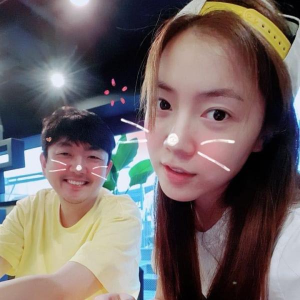 Ryu Hwayoung tiết lộ bị bạn trai lớn tuổi đe dọa, đòi tự tử khi cô nói lời chia tay sau một tuần yêu Ryu Hwayoung tiết lộ bị bạn trai lớn tuổi đe dọa, đòi tự tử khi cô nói lời chia tay sau một tuần yêu