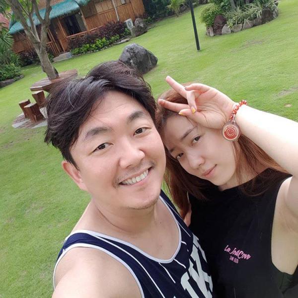 Ryu Hwayoung tiết lộ bị bạn trai lớn tuổi đe dọa, đòi tự tử khi cô nói lời chia tay sau một tuần yêu Ryu Hwayoung tiết lộ bị bạn trai lớn tuổi đe dọa, đòi tự tử khi cô nói lời chia tay sau một tuần yêu