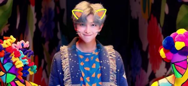 Chìa khóa mở ra loạt mật mã bí ẩn trong MV 'IDOL' của BTS Chìa khóa mở ra loạt mật mã bí ẩn trong MV 'IDOL' của BTS
