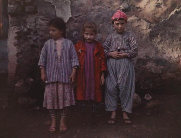 18 bức ảnh màu kỹ thuật Autochrome đẹp như tranh mà thời nay không sao làm nổi 18 bức ảnh màu kỹ thuật Autochrome đẹp như tranh mà thời nay không sao làm nổi
