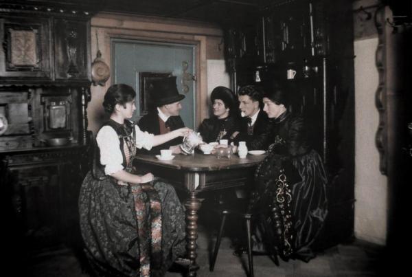 18 bức ảnh màu kỹ thuật Autochrome đẹp như tranh mà thời nay không sao làm nổi 18 bức ảnh màu kỹ thuật Autochrome đẹp như tranh mà thời nay không sao làm nổi