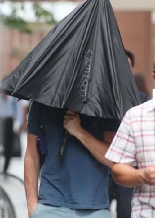 Phản ứng 'lầy đừng hỏi' của người nổi tiếng khi thấy paparazzi 'núp lùm' Phản ứng 'lầy đừng hỏi' của người nổi tiếng khi thấy paparazzi 'núp lùm'