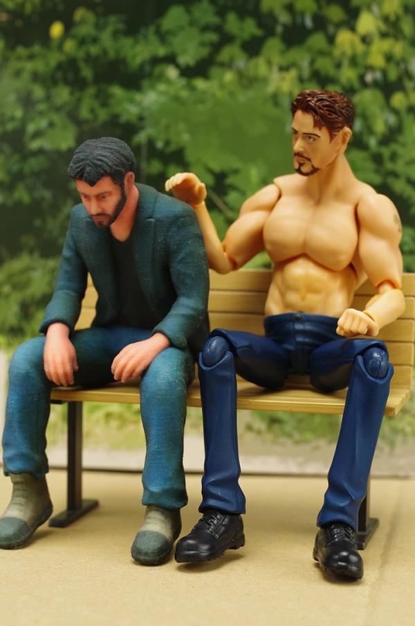 'Keanu Buồn Bã' được sản xuất thành mô hình và sẵn sàng theo bạn đi khắp thế gian 'Keanu Buồn Bã' được sản xuất thành mô hình và sẵn sàng theo bạn đi khắp thế gian