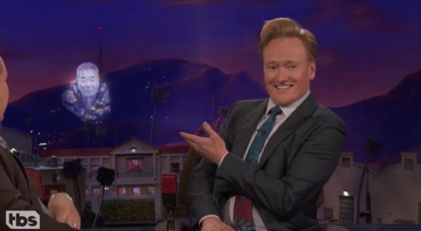 Khẳng định mình là nguyên mẫu của Conan, danh hài Conan O'Brien đòi thị trưởng Hokuei ba ngàn tỷ yên và cái kết... Khẳng định mình là nguyên mẫu của Conan, danh hài Conan O'Brien đòi thị trưởng Hokuei ba ngàn tỷ yên và cái kết...