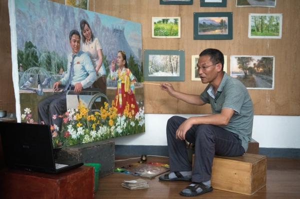 Những khoảnh khắc 'rất đời' trong một ngày sinh hoạt và làm việc của người dân Triều Tiên Những khoảnh khắc 'rất đời' trong một ngày sinh hoạt và làm việc của người dân Triều Tiên