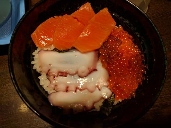 Hành trình 'đi là để ăn' ở Tokyo và Kyoto của đôi vợ chồng ngoại quốc sẽ khiến bạn phát thèm Hành trình 'đi là để ăn' ở Tokyo và Kyoto của đôi vợ chồng ngoại quốc sẽ khiến bạn phát thèm