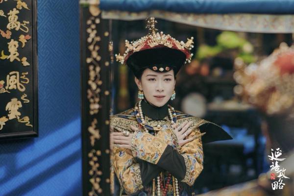 Suýt chút nữa Xa Thi Mạn đã để lỡ vai Nhàn Phi vào tay các 'Thị hậu' TVB nổi tiếng này Suýt chút nữa Xa Thi Mạn đã để lỡ vai Nhàn Phi vào tay các 'Thị hậu' TVB nổi tiếng này