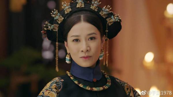 Suýt chút nữa Xa Thi Mạn đã để lỡ vai Nhàn Phi vào tay các 'Thị hậu' TVB nổi tiếng này Suýt chút nữa Xa Thi Mạn đã để lỡ vai Nhàn Phi vào tay các 'Thị hậu' TVB nổi tiếng này