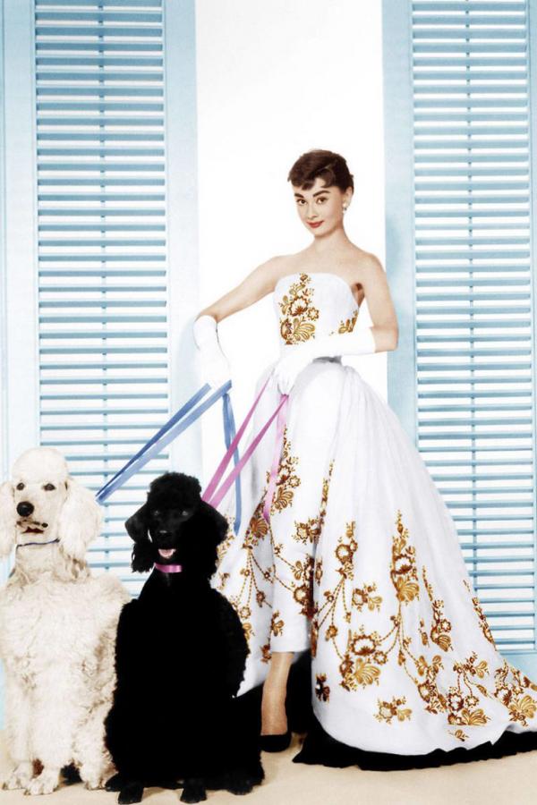 Edith Head - 'bà tiên' của Audrey Hepburn, Grace Kelly và các minh tinh Hollywood đã sống cuộc đời huyền thoại ra sao? Edith Head - 'bà tiên' của Audrey Hepburn, Grace Kelly và các minh tinh Hollywood đã sống cuộc đời huyền thoại ra sao?