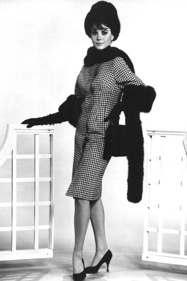 Edith Head - 'bà tiên' của Audrey Hepburn, Grace Kelly và các minh tinh Hollywood đã sống cuộc đời huyền thoại ra sao? Edith Head - 'bà tiên' của Audrey Hepburn, Grace Kelly và các minh tinh Hollywood đã sống cuộc đời huyền thoại ra sao?