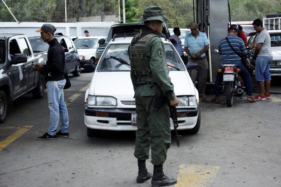 Dưới đáy vực khủng hoảng, người dân Venezuela phải ăn thịt thối, sống cuộc đời như địa ngục trần gian Dưới đáy vực khủng hoảng, người dân Venezuela phải ăn thịt thối, sống cuộc đời như địa ngục trần gian