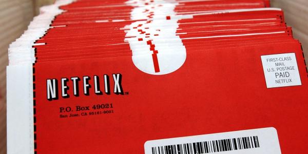 Xuất thân từ màn ảnh nhỏ, đế chế truyền hình Netflix lại đang 'âm mưu' chinh phục màn ảnh rộng? Xuất thân từ màn ảnh nhỏ, đế chế truyền hình Netflix lại đang 'âm mưu' chinh phục màn ảnh rộng?