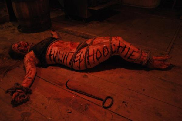 Những ngôi nhà ma kinh dị nhất nước Mỹ (Kỳ 3): Dead Acres - xứ sở của nỗi kinh hoàng tột đỉnh Những ngôi nhà ma kinh dị nhất nước Mỹ (Kỳ 3): Dead Acres - xứ sở của nỗi kinh hoàng tột đỉnh