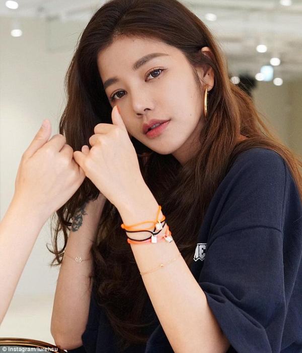 43 mà nhìn như 23, có bí quyết gì để giúp bạn trẻ mãi không già như cô ấy? 43 mà nhìn như 23, có bí quyết gì để giúp bạn trẻ mãi không già như cô ấy?