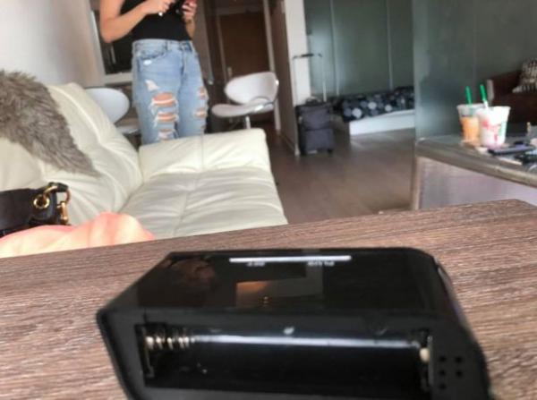 Không tưởng tượng nổi: Phát hiện camera giấu kín trong căn hộ cho du khách thuê Không tưởng tượng nổi: Phát hiện camera giấu kín trong căn hộ cho du khách thuê