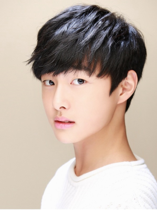 6 thiếu niên anh tuấn sẽ soán ngôi Song Joong Ki, Lee Min Ho trở thành 'tượng đài nhan sắc' của showbiz Hàn 6 thiếu niên anh tuấn sẽ soán ngôi Song Joong Ki, Lee Min Ho trở thành 'tượng đài nhan sắc' của showbiz Hàn